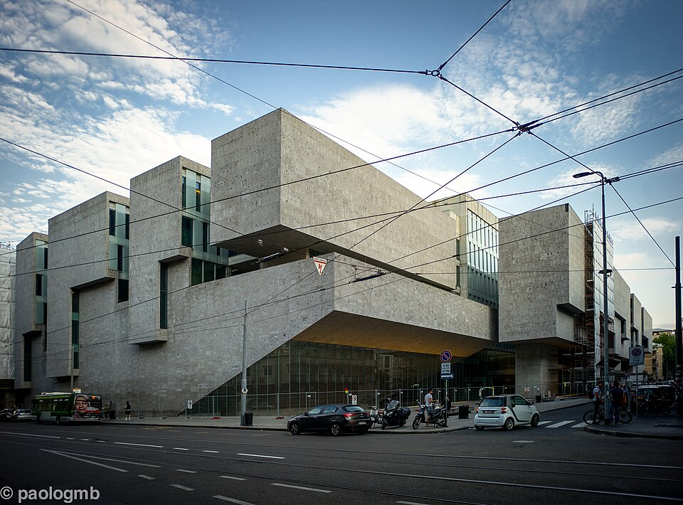 Khuôn viên Bocconi University | Università Commerciale Luigi Bocconi