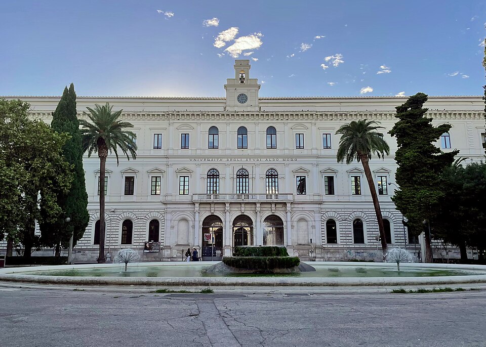 Khuôn viên University of Bari Aldo Moro | Università degli Studi di Bari Aldo Moro (UniBa)