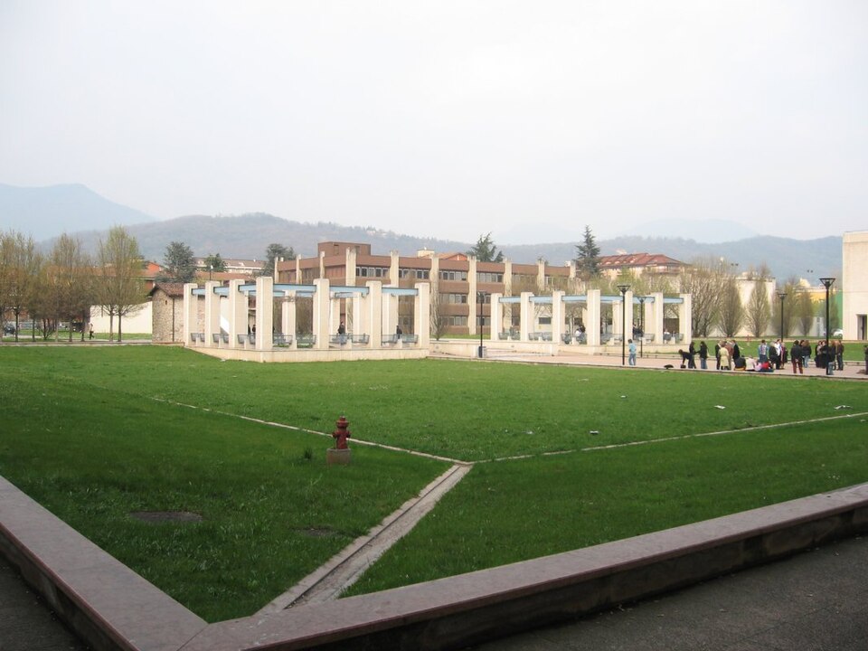Khuôn viên University of Brescia | Università degli Studi di Brescia (UniBS)