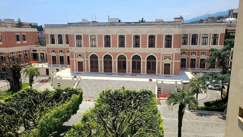 Khuôn viên University of Messina | Università degli Studi di Messina (UniMe)